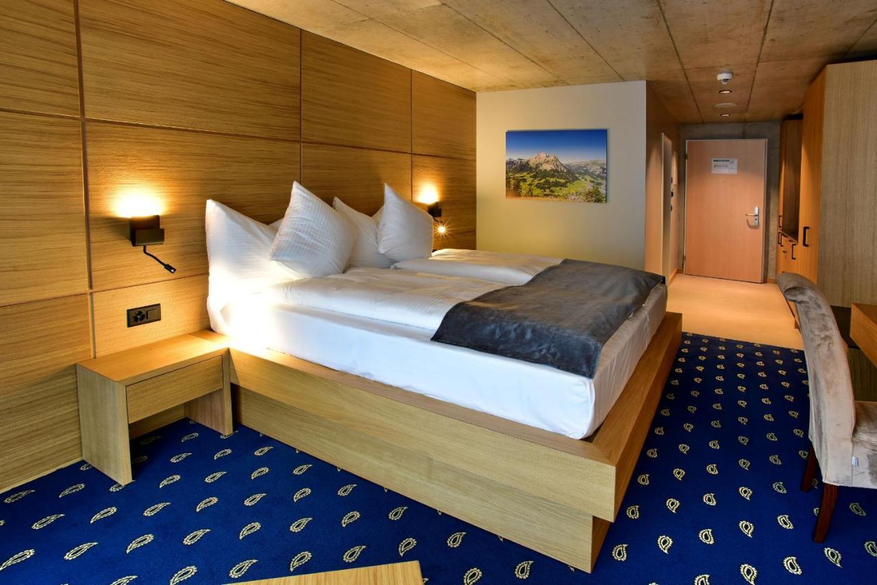 City Hotel Glarnerland Nafels Ngoại thất bức ảnh